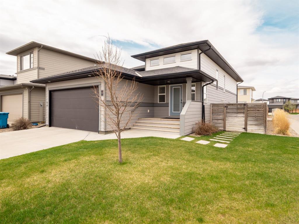 Second View of 502 Devonia Road W, The Crossings, Lethbridge, Alberta, T1J5J7