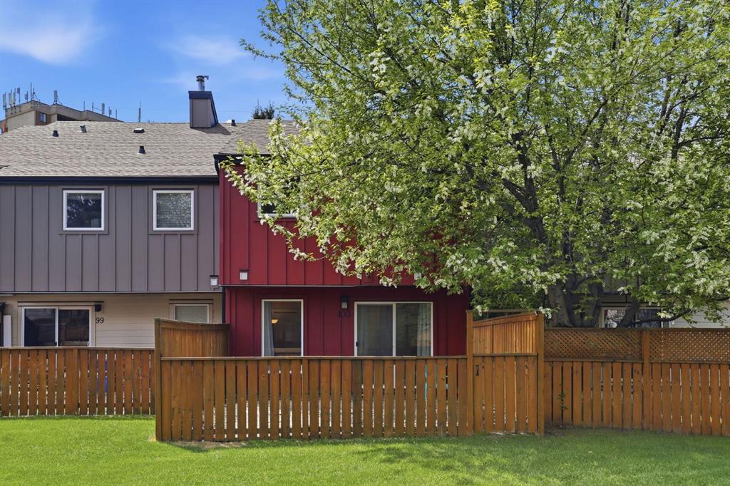100, 4740 Dalton Drive NW, A2308041, Alberta,