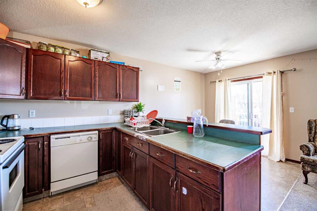 Fifth View of 5817 60 Avenue , Riverside Meadows, Red Deer, Alberta, T4N 5S2