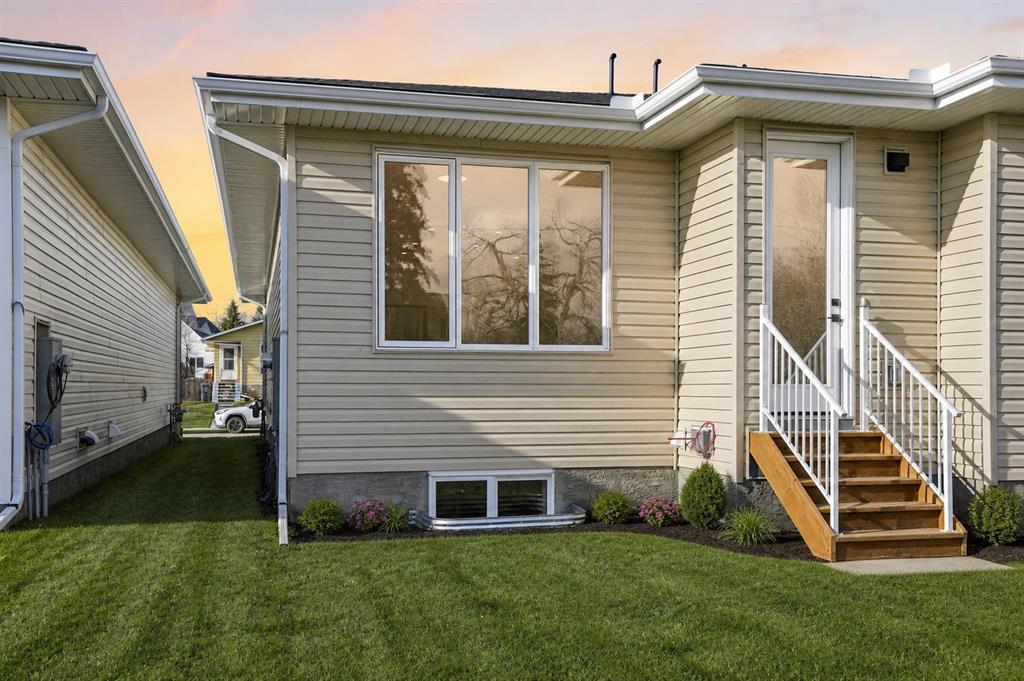 Third View of 121 5 Avenue SE, Downtown High River, High River, Alberta, T1V 1G2