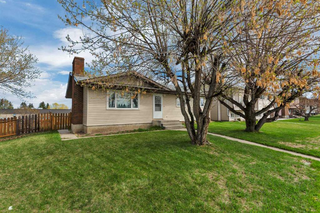 5728 57 Street Close , A2308137, Alberta,