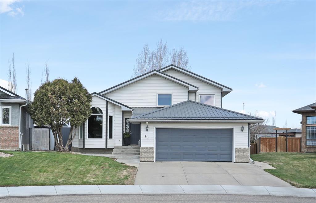 79 Parkland Close E, A2308144, Alberta,