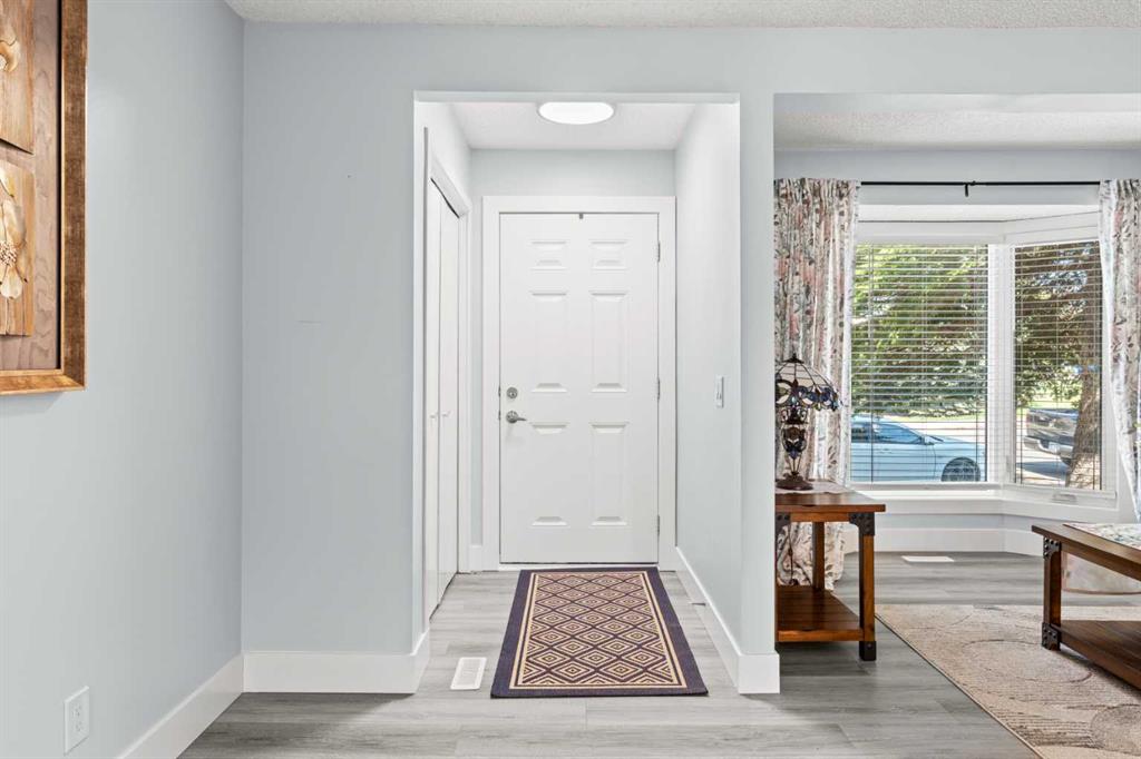 Fourth View of 15, 6103 Madigan Drive NE, Marlborough Park, Calgary, Alberta, T2A 5K9