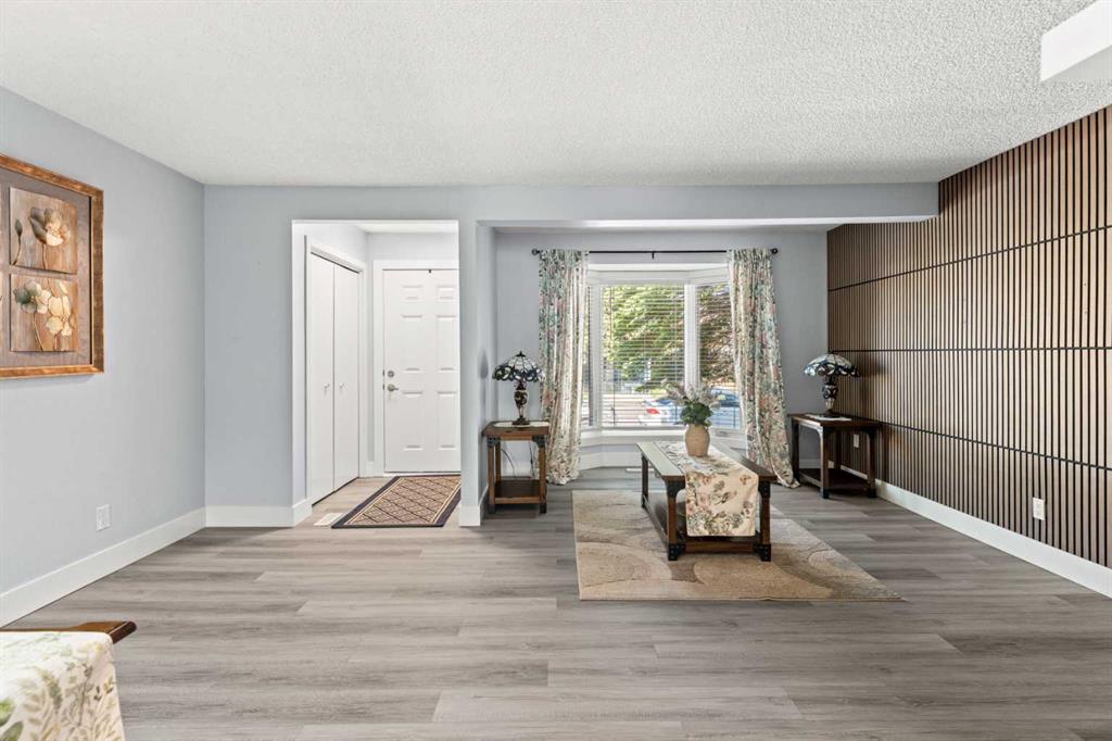 Fifth View of 15, 6103 Madigan Drive NE, Marlborough Park, Calgary, Alberta, T2A 5K9