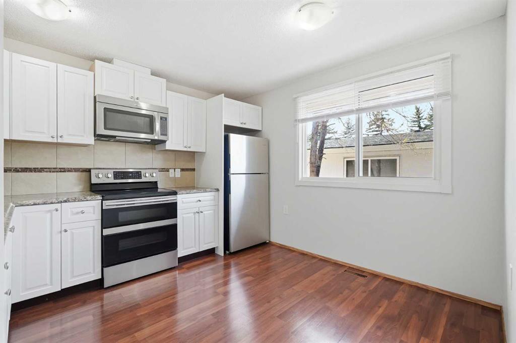Fifth View of 3405 35 Avenue SE, Dover, Calgary, Alberta, T2B 2J4