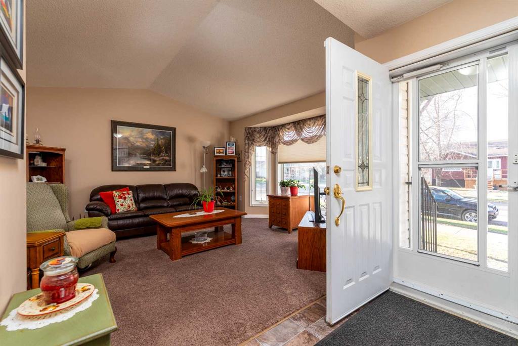 Third View of 4733 47 Street , East Lloydminster, Lloydminster, Saskatchewan, S9V 1Z6