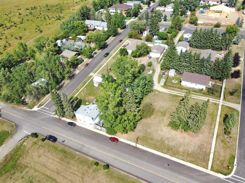 Fourth View of 5002, 5008, 5010 50 Avenue , NONE, Benalto, Alberta, T0M 0H0