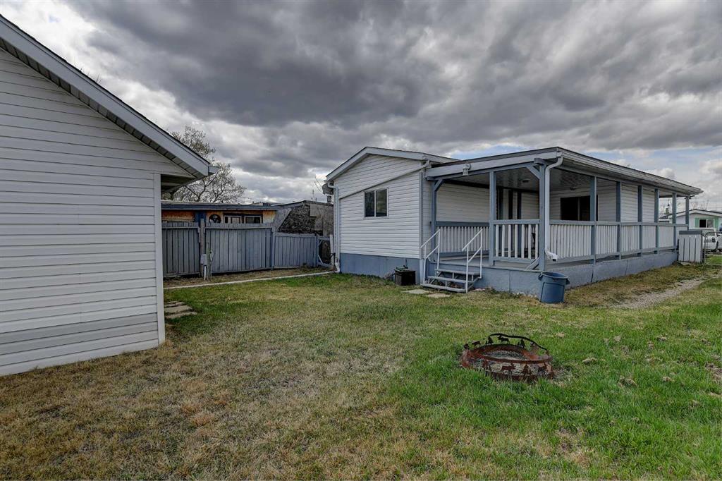 Fourth View of # 128, 55037 714 Township , MH - Swan City, Grande Prairie, Alberta, T8X4A9