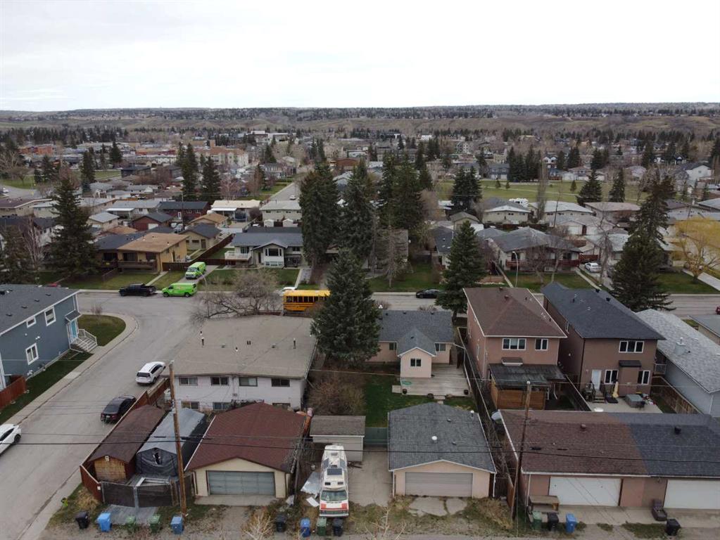 Fourth View of 7615 36 Avenue NW, Bowness, Calgary, Alberta, T3B1V2