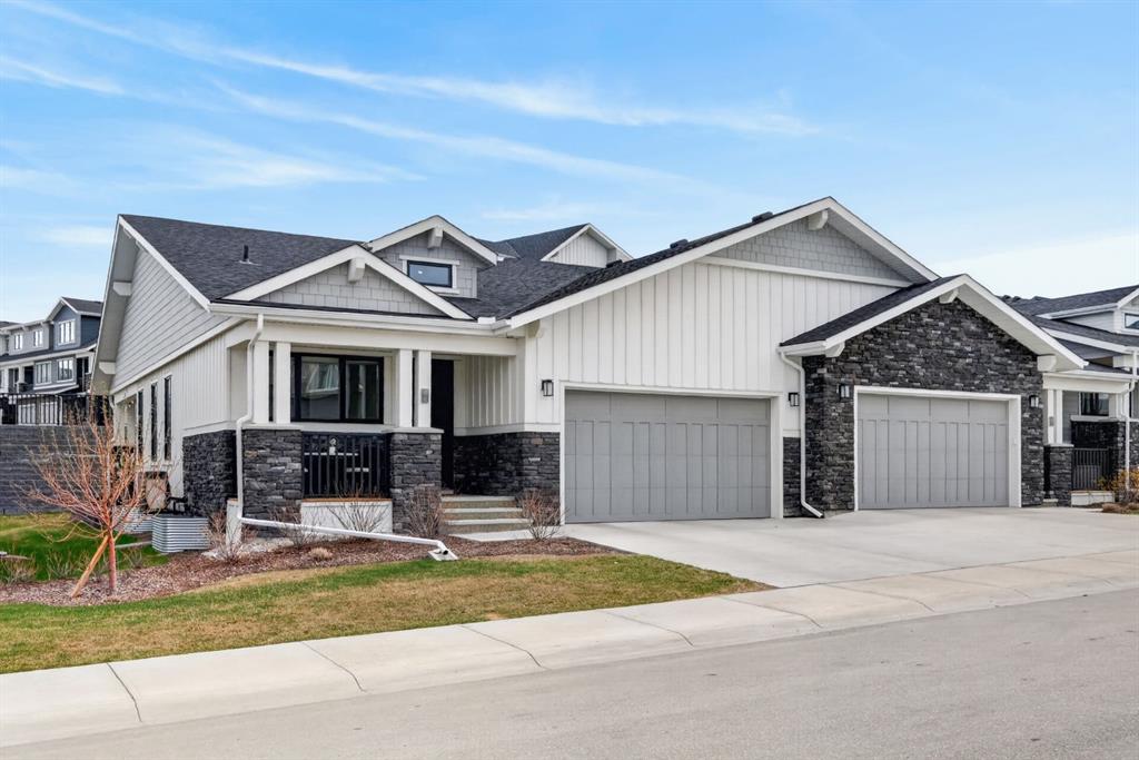 Third View of 46 Crestridge Bay SW, Crestmont, Calgary, Alberta, T3B 6H2