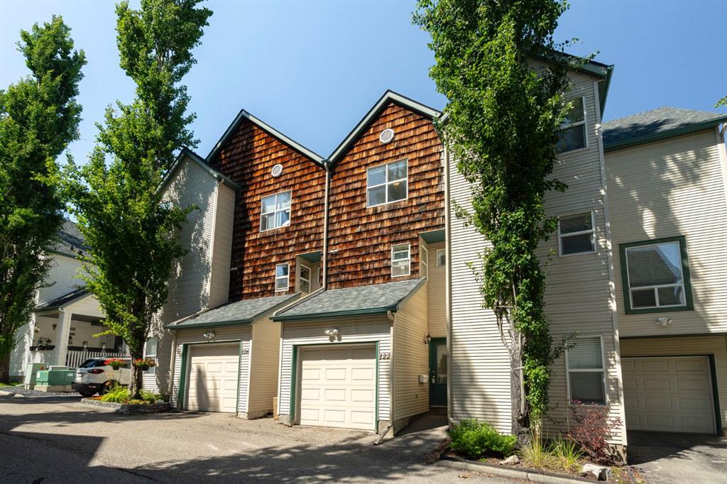 Third View of 122 Bridlewood Lane SW, Bridlewood, Calgary, Alberta, T2Y3X8