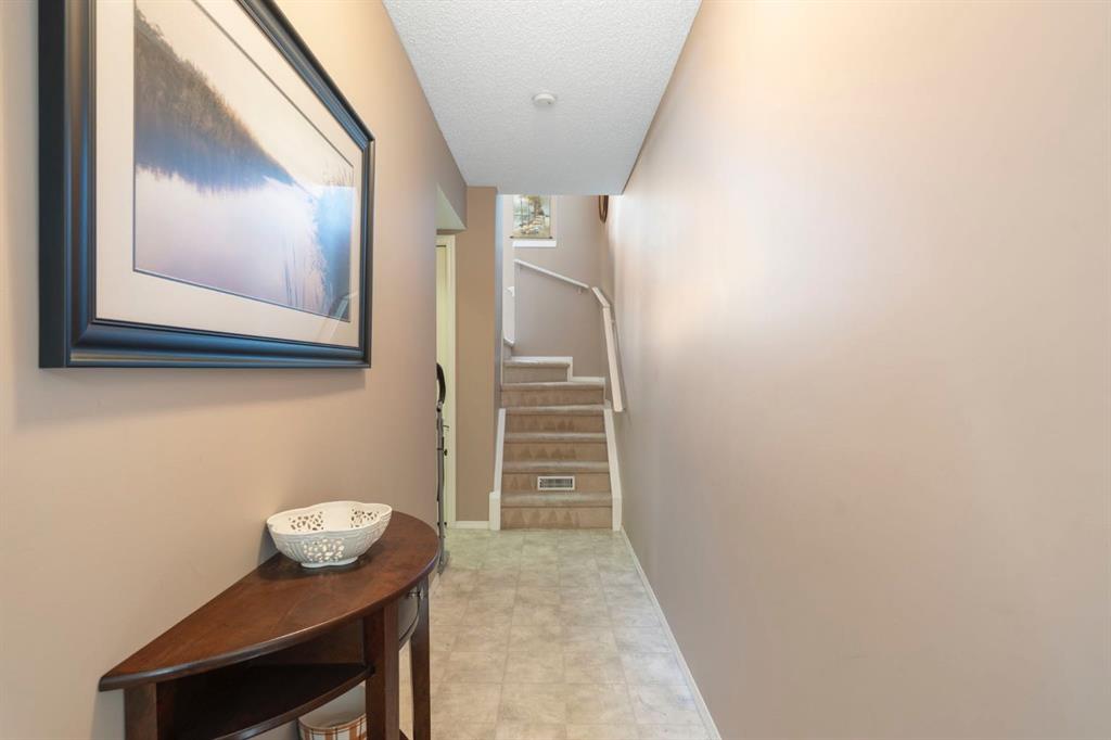 Fourth View of 122 Bridlewood Lane SW, Bridlewood, Calgary, Alberta, T2Y3X8