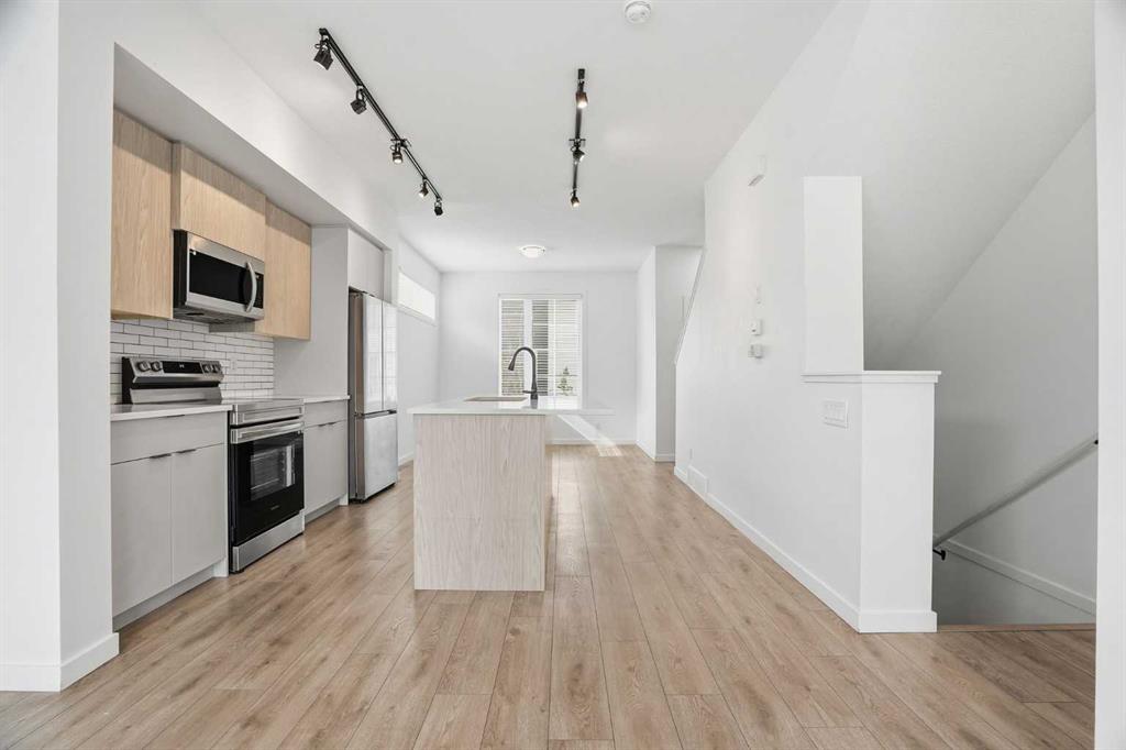 Fourth View of 32 Walgrove Common SE, Walden, Calgary, Alberta, T2X 4C2