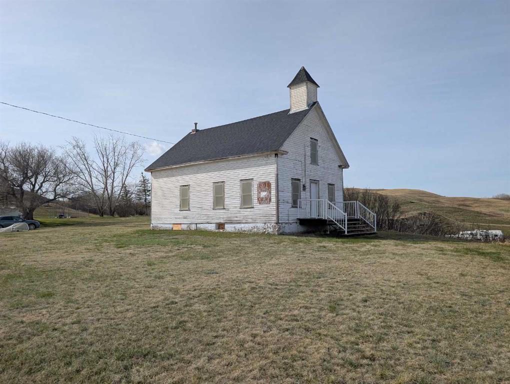 Third View of 404 Hillside Avenue , NONE, Carbon, Alberta, T0M0L0