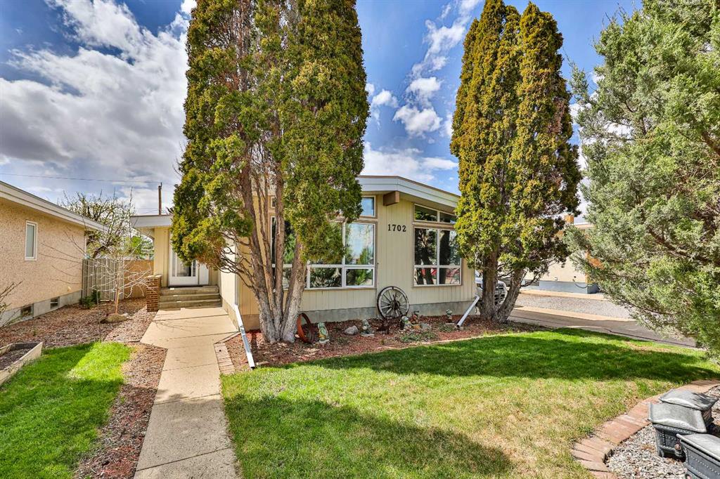 Fourth View of 1702 26 Street S, Agnes Davidson, Lethbridge, Alberta, T1K 2N6