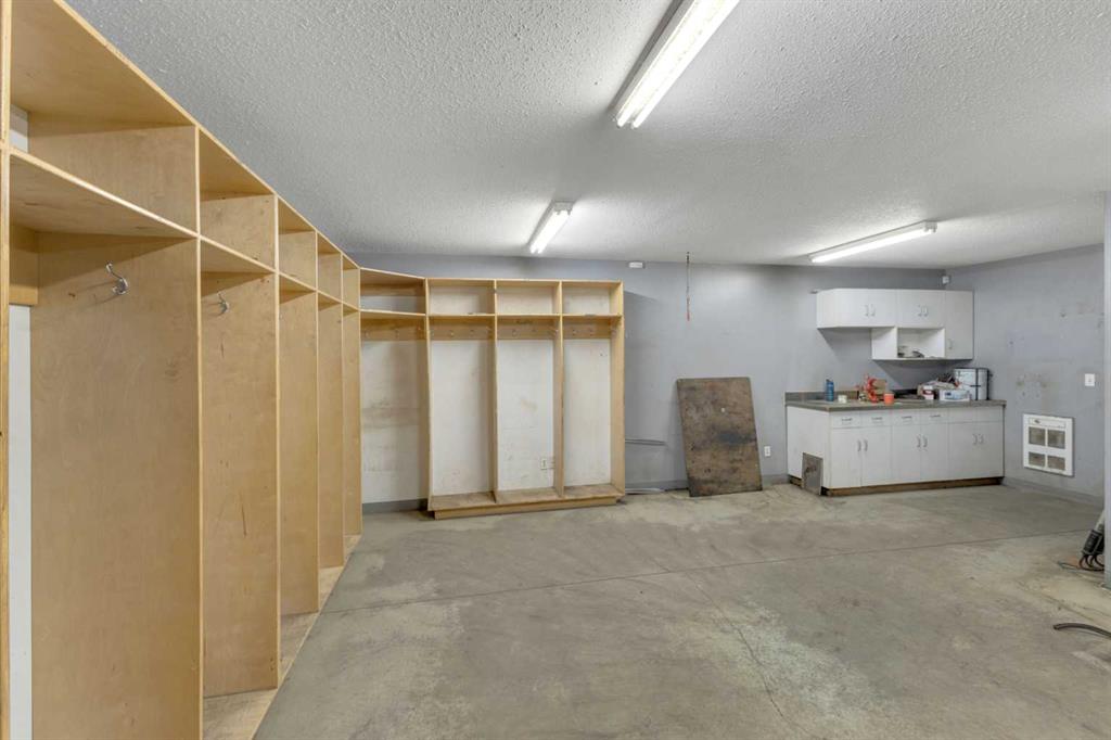 Fourth View of 4406 65 Street , Southwest Industrial Park, Ponoka, Alberta, T4J 1K3