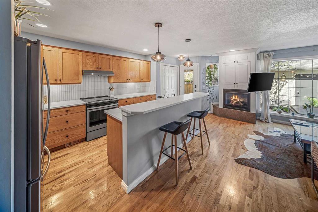 Fourth View of 2, 306 14 Avenue NE, Crescent Heights, Calgary, Alberta, T2E 1E3
