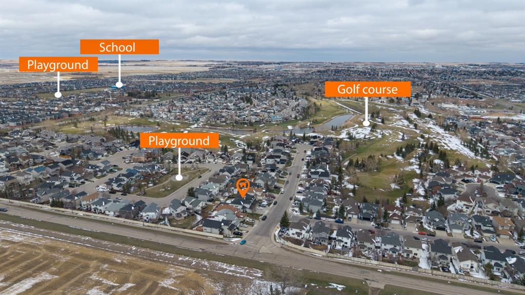 Fourth View of 2386 fairways Circle NW, Fairways, Airdrie, Alberta, T4B2W9