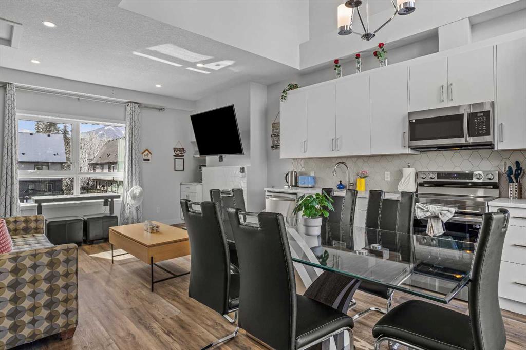 Fourth View of 205, 105 Kananaskis Way , Bow Valley Trail, Canmore, Alberta, T1W 1N7