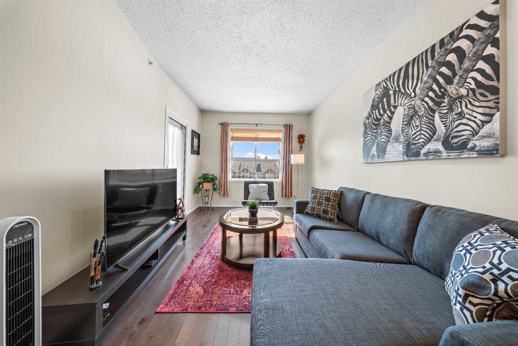 Third View of 3206, 73 Erin Woods Court SE, Erin Woods, Calgary, Alberta, T2B 3V2