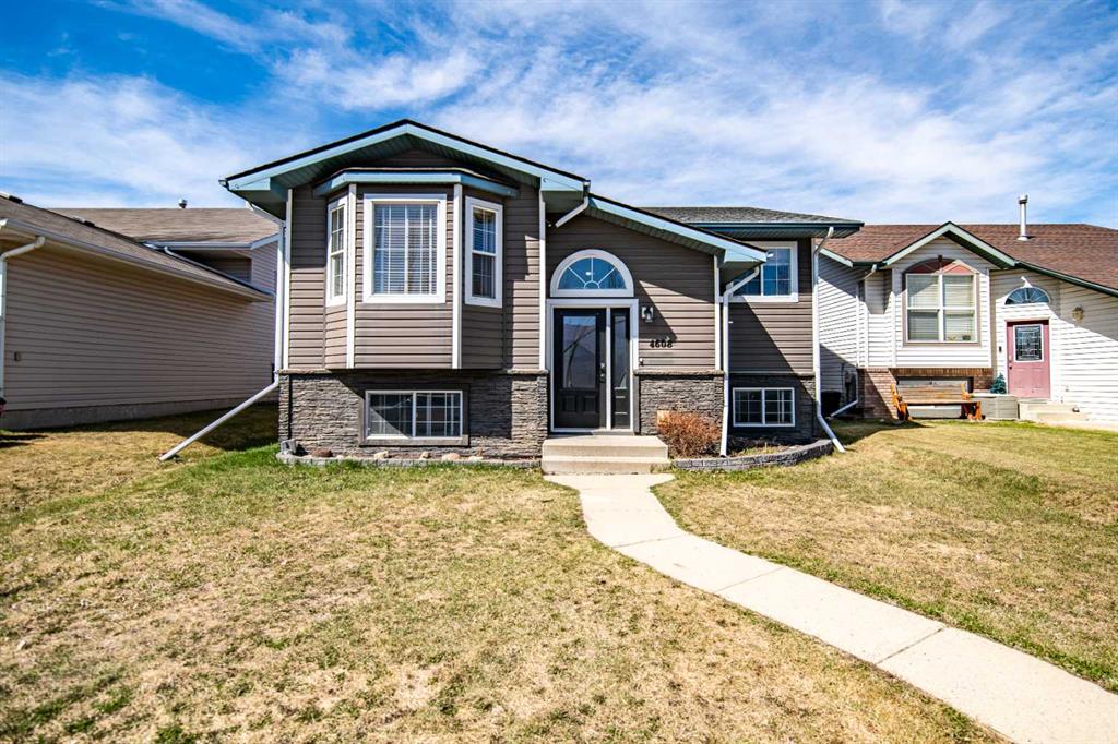 Second View of 4608 43 Street , Palo, Sylvan Lake, Alberta, T4S 1K9