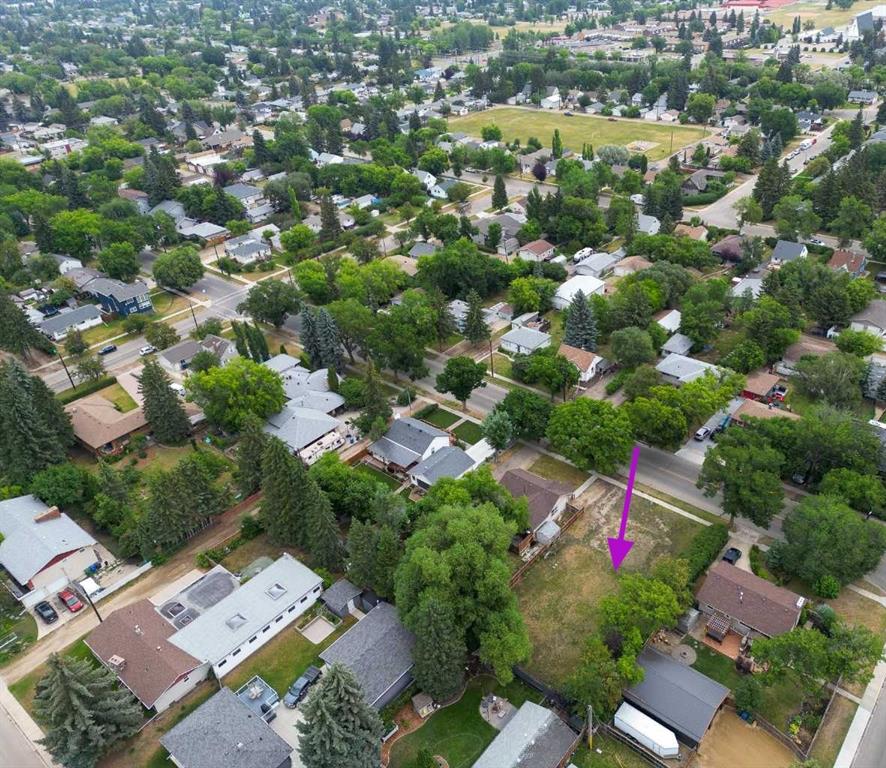 Second View of 5910 52 Avenue , Mountview, Red Deer, Alberta, T4N 3B4