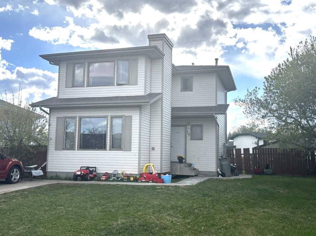 16 WOOD Drive , A2308460, Alberta,