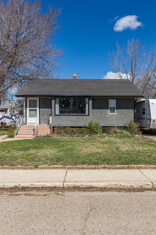 Fifth View of 228 11 Street SW, SW Hill, Medicine Hat, Alberta, T1A4S4