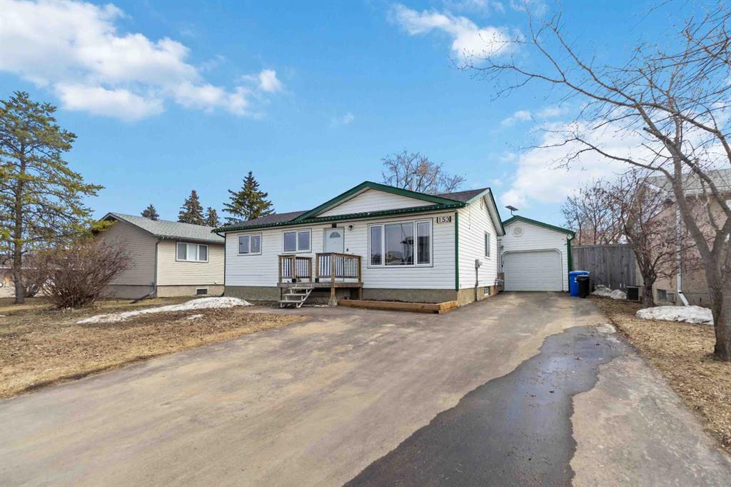 153 Wolverine Drive , A2308589, Alberta,