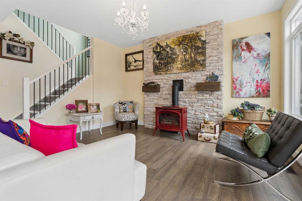 MLS® listing #110778103 for sale located at 187 Coopersfield Way SW