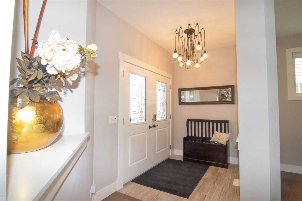Fifth View of 237 Kinniburgh Way , Kinniburgh North, Chestermere, Alberta, T1X 0R9