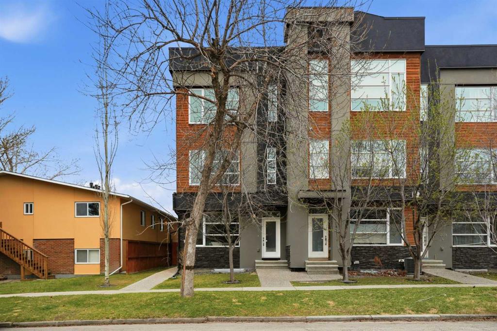Second View of 2, 308 11 Avenue NE, Crescent Heights, Calgary, Alberta, T2E 0Z1
