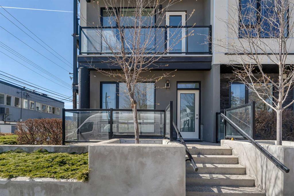 Fifth View of 105, 605 17 Avenue NW, Mount Pleasant, Calgary, Alberta, T2M 0N6