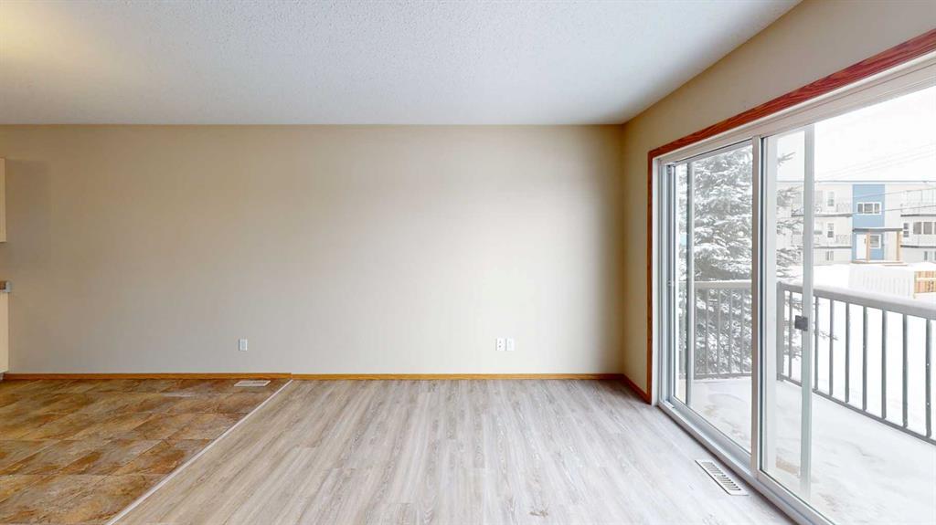 Fifth View of B, 9911 109 Avenue , VLA Montrose, Grande Prairie, Alberta, T8V1R7