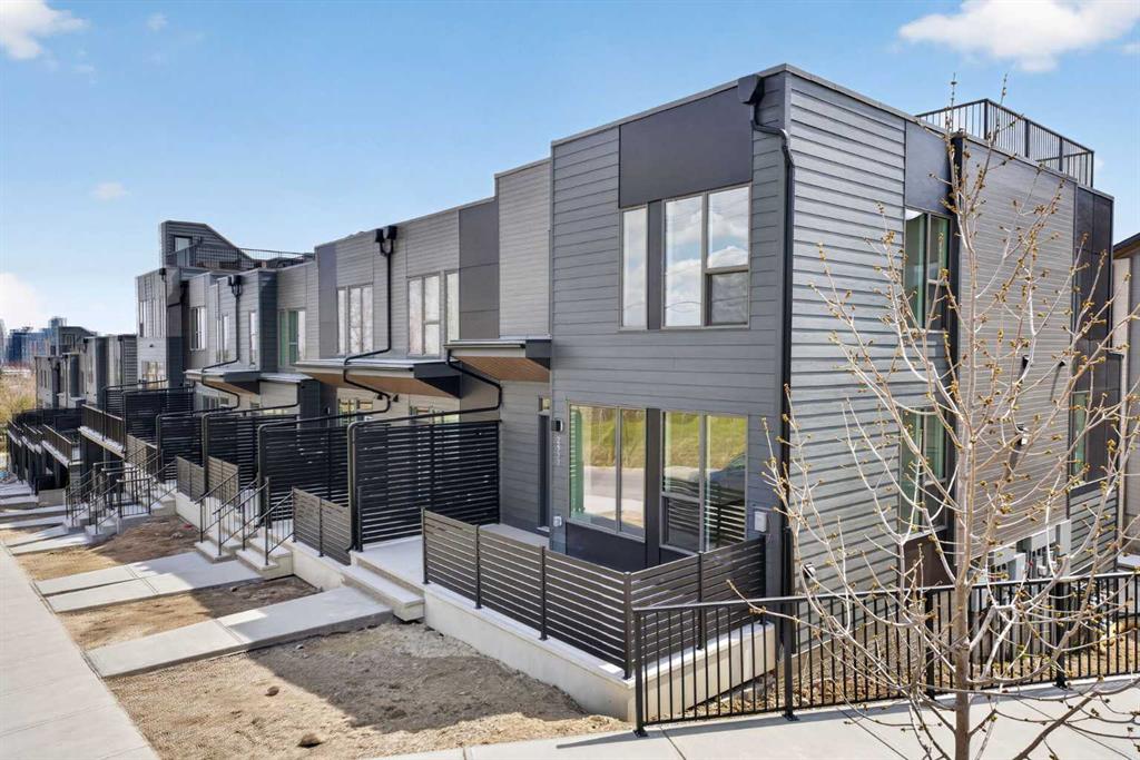 2537 Sovereign Crescent SW, A2308805, Alberta,