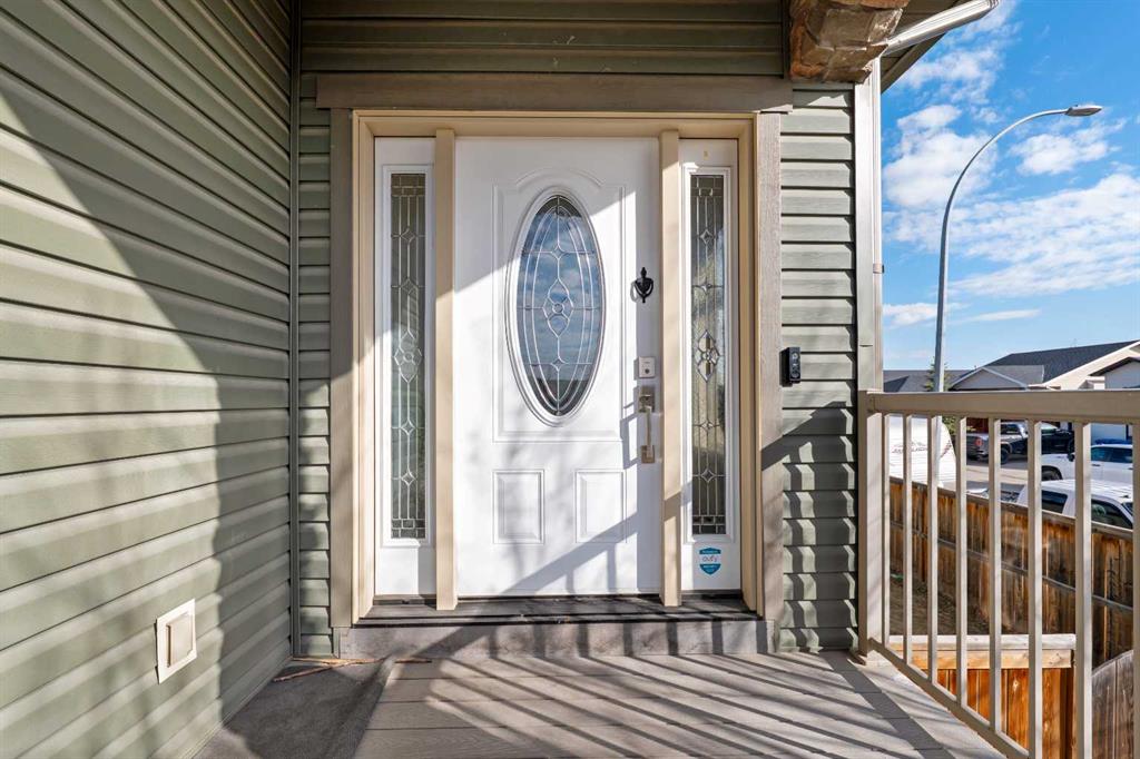 Fourth View of 901 Carriage Lane Place , NONE, Carstairs, Alberta, T0M0N0