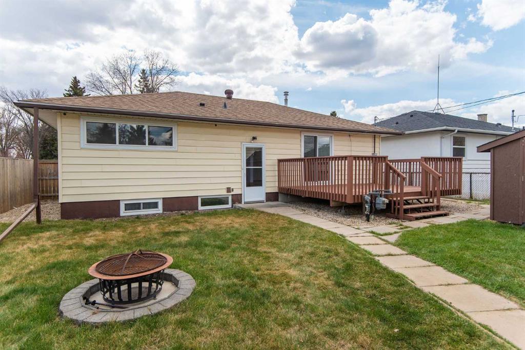 Fourth View of 4106 38 Street , Mountview, Red Deer, Alberta, T4N 0W9