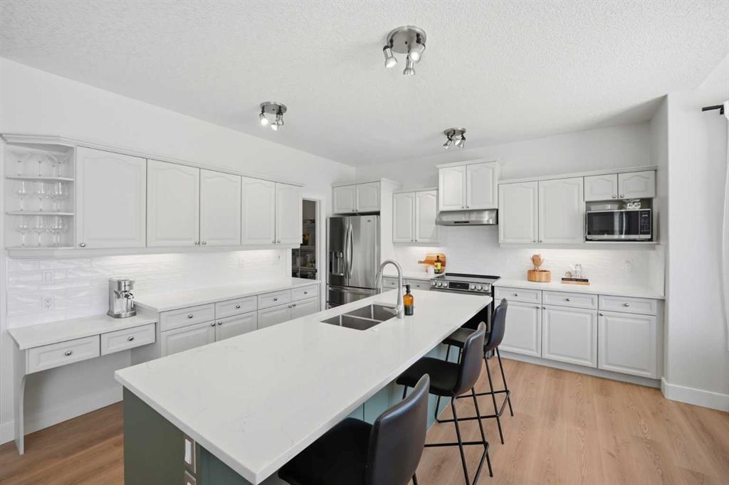 Fifth View of 373 Sagewood Drive SW, Sagewood, Airdrie, Alberta, T3G 0L1