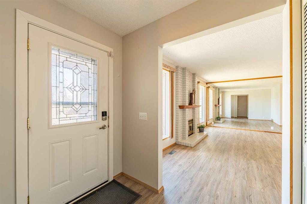Third View of 3320 Temple Road NE, Temple, Calgary, Alberta, T1Y 3A9