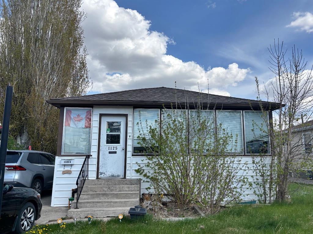 Second View of 1125 19 Street S, Victoria Park, Lethbridge, Alberta, T1K2C1