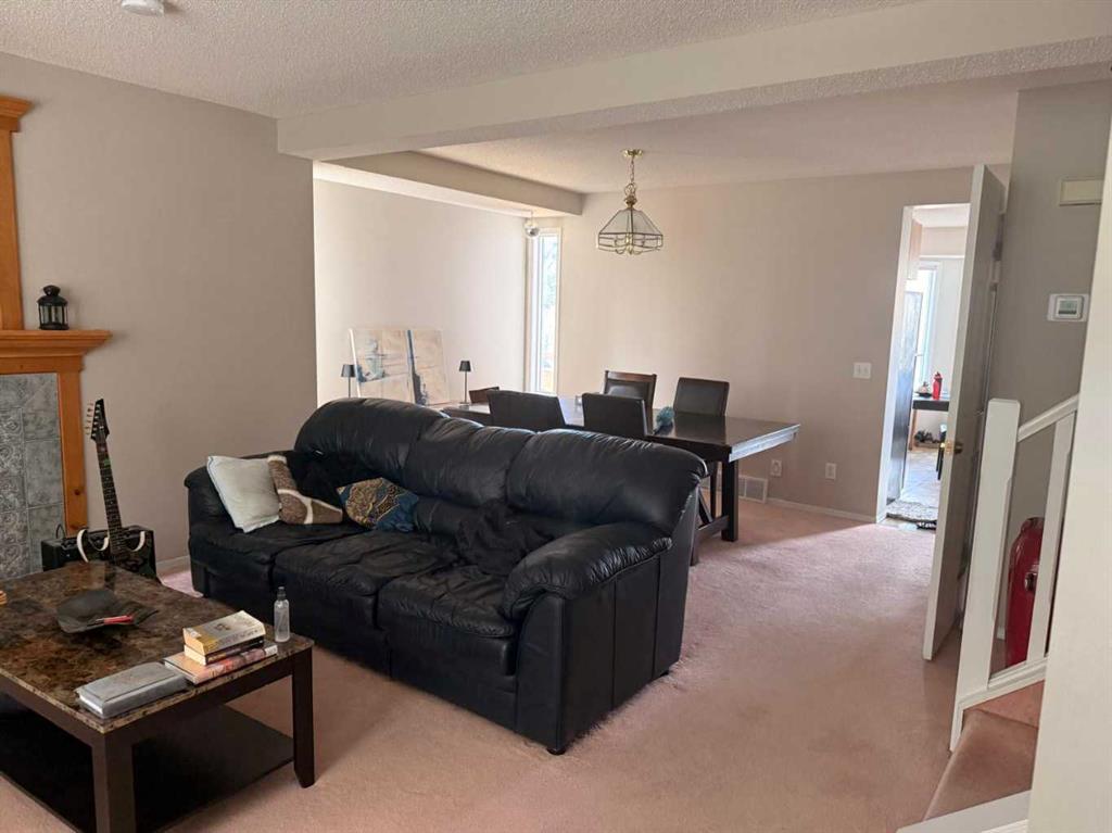 Fourth View of 7212 Sierra Morena Boulevard SW, Signal Hill, Calgary, Alberta, T3H 3G5