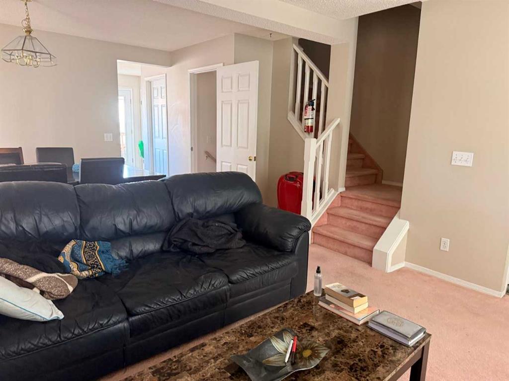 Fifth View of 7212 Sierra Morena Boulevard SW, Signal Hill, Calgary, Alberta, T3H 3G5