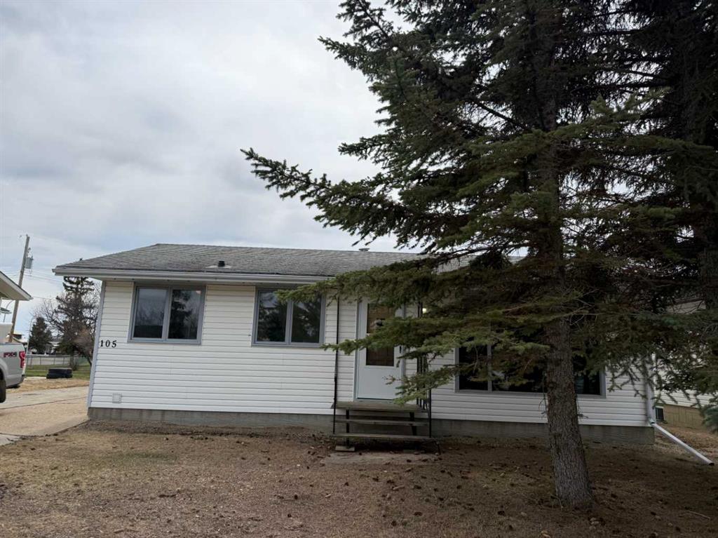 Third View of 105 4th  , NONE, Falher, Alberta, T0H 1M0