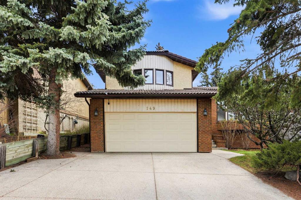 MLS® listing #110813603 for sale located at 149 Edgehill Drive NW