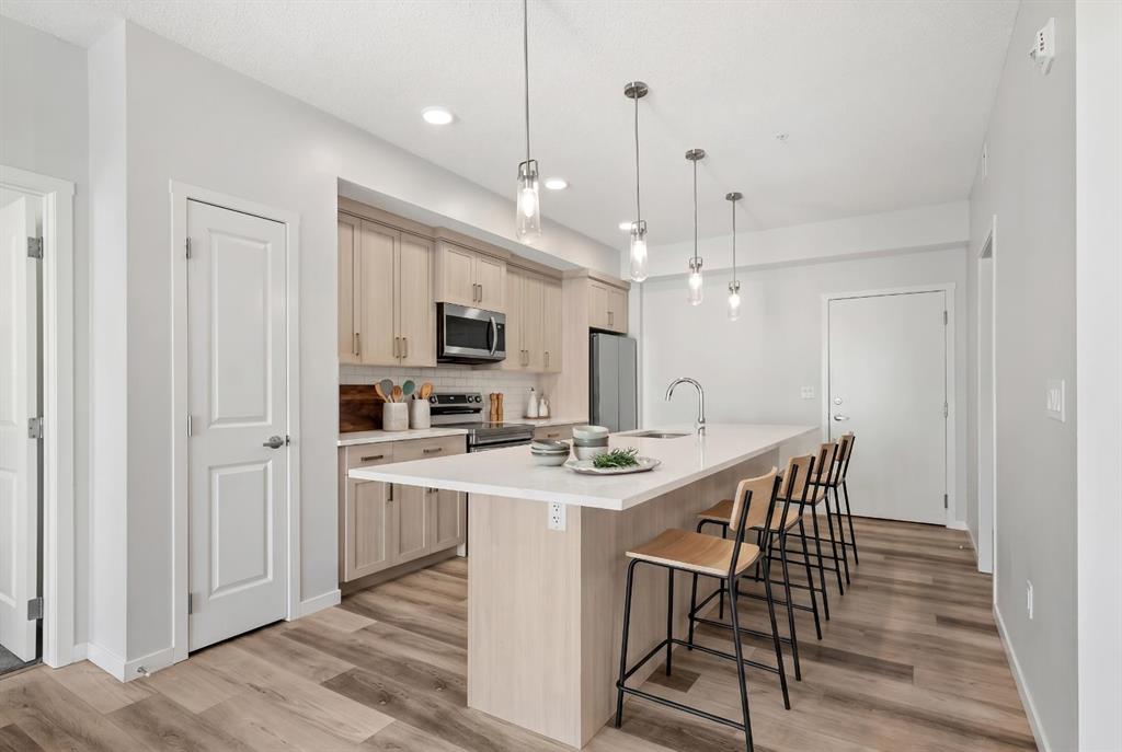 3403, 33 Carringham Gate NW, A2308963, Alberta,