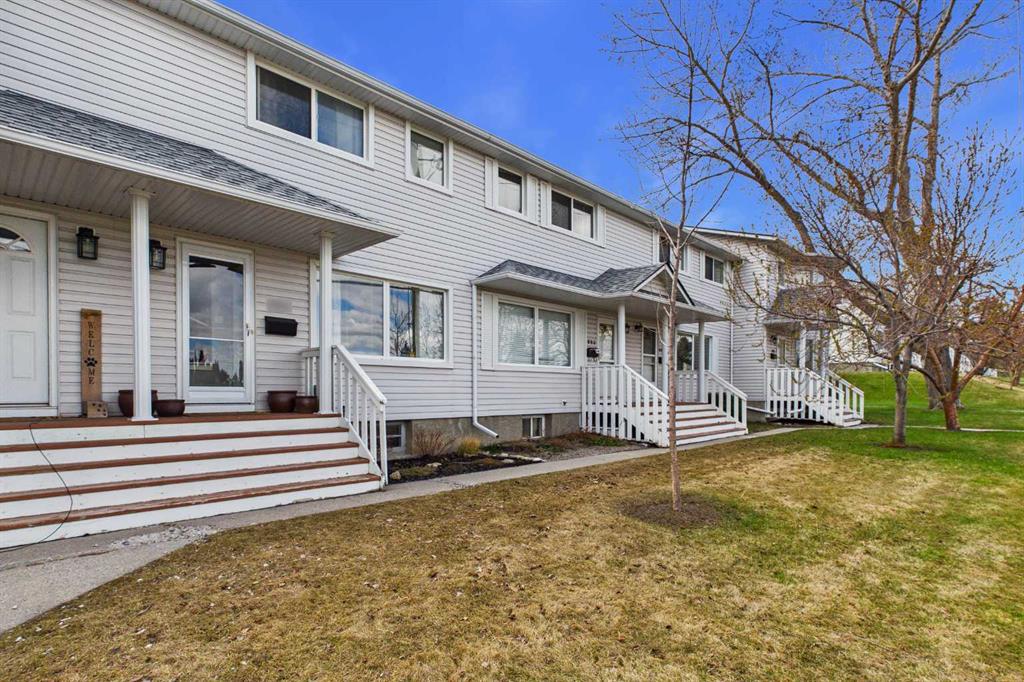 Third View of 584 Killarney Glen Court SW, Killarney/Glengarry, Calgary, Alberta, T3E 7H4