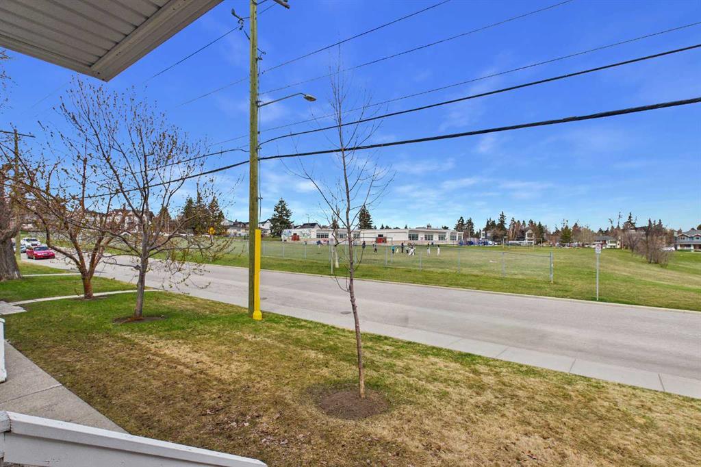 Fourth View of 584 Killarney Glen Court SW, Killarney/Glengarry, Calgary, Alberta, T3E 7H4