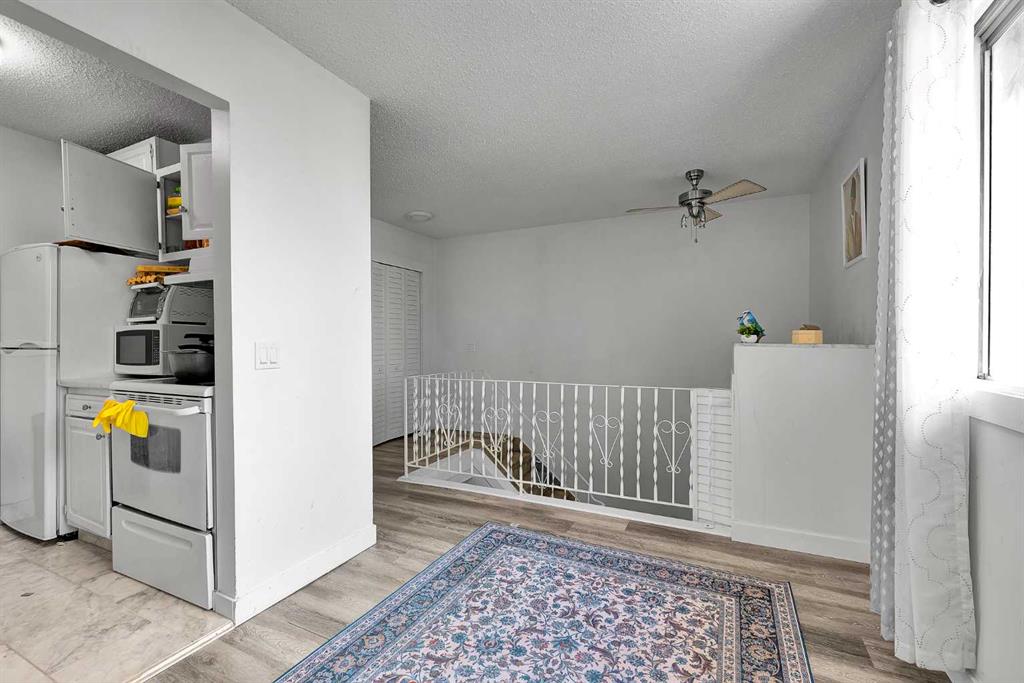 Fourth View of 3, 4543 7 Avenue SE, Forest Heights, Calgary, Alberta, T2A5E4
