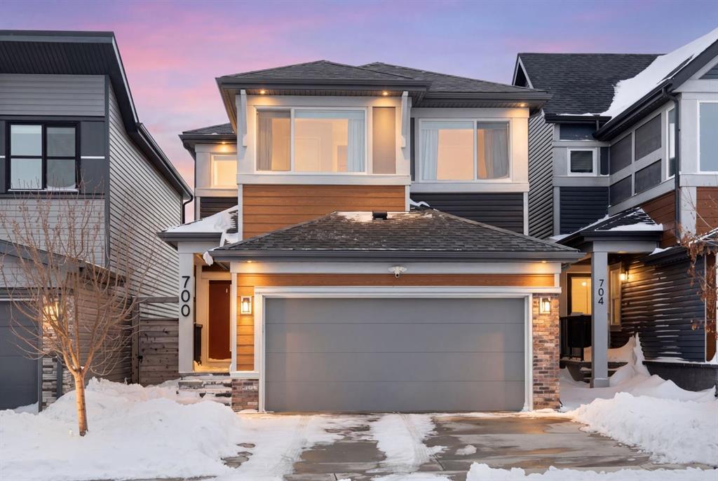 700 Seton Circle SE, A2309022, Alberta,