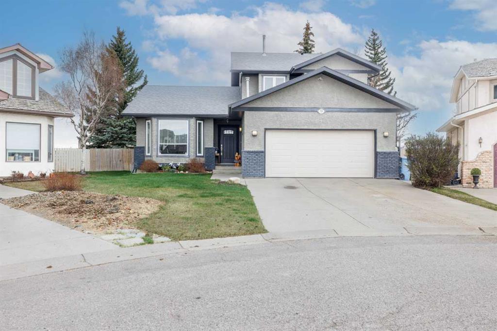 Main View of 228 Wood Valley Bay SW, Woodbine, Calgary, Alberta, T2W 5Y4